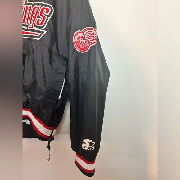 Vintage 90’s Starter Detroit Redwings Pullover - Picture 7 of 11